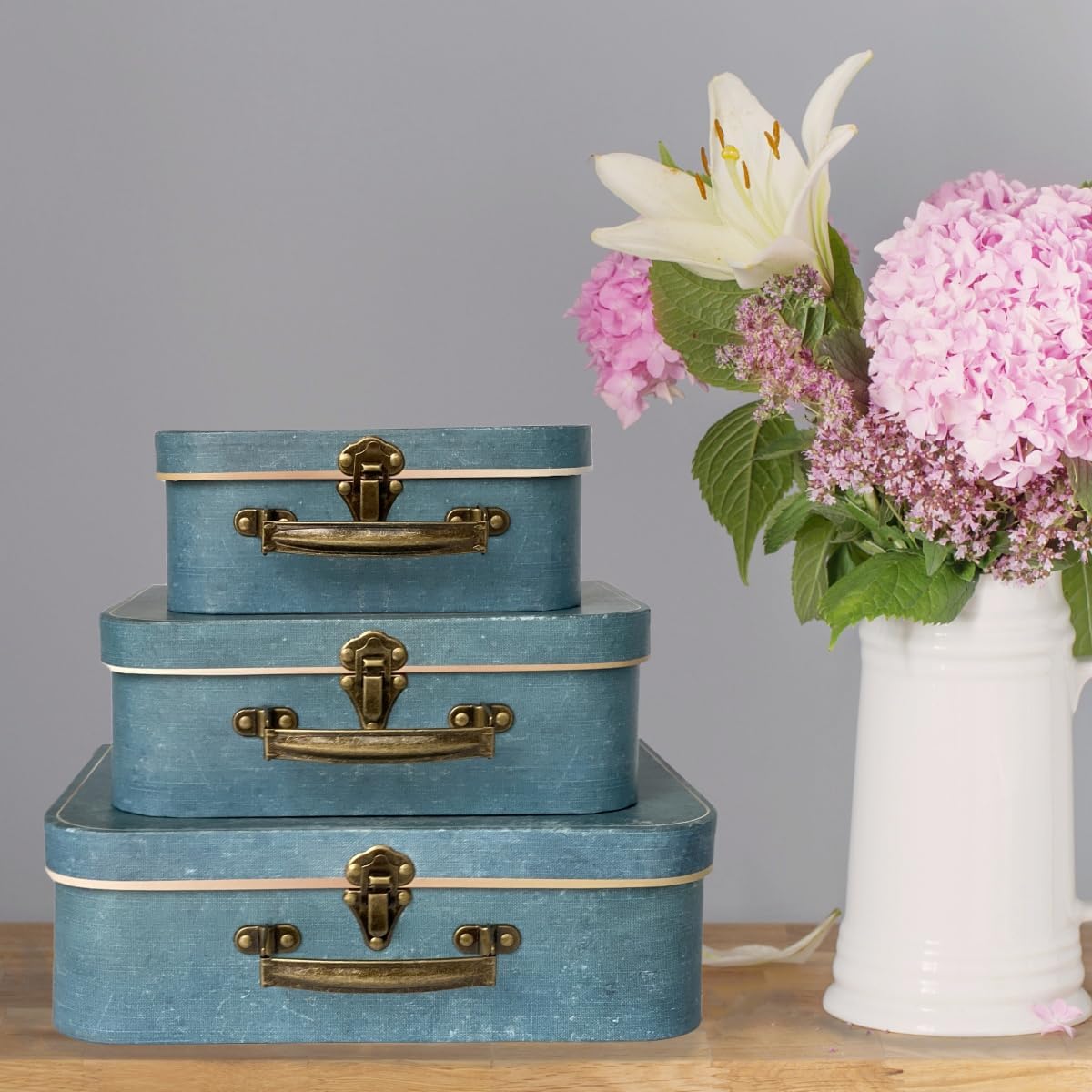 Paperboard Suitcases, Vintage Decorative Box Set of 3 Storage Boxes with Lids, Cardboard SuitcaseS, Memento Box Keepsake Box Photo Storage Box Hat Boxes Home Decoration, Vintage Suitcases (Blue)