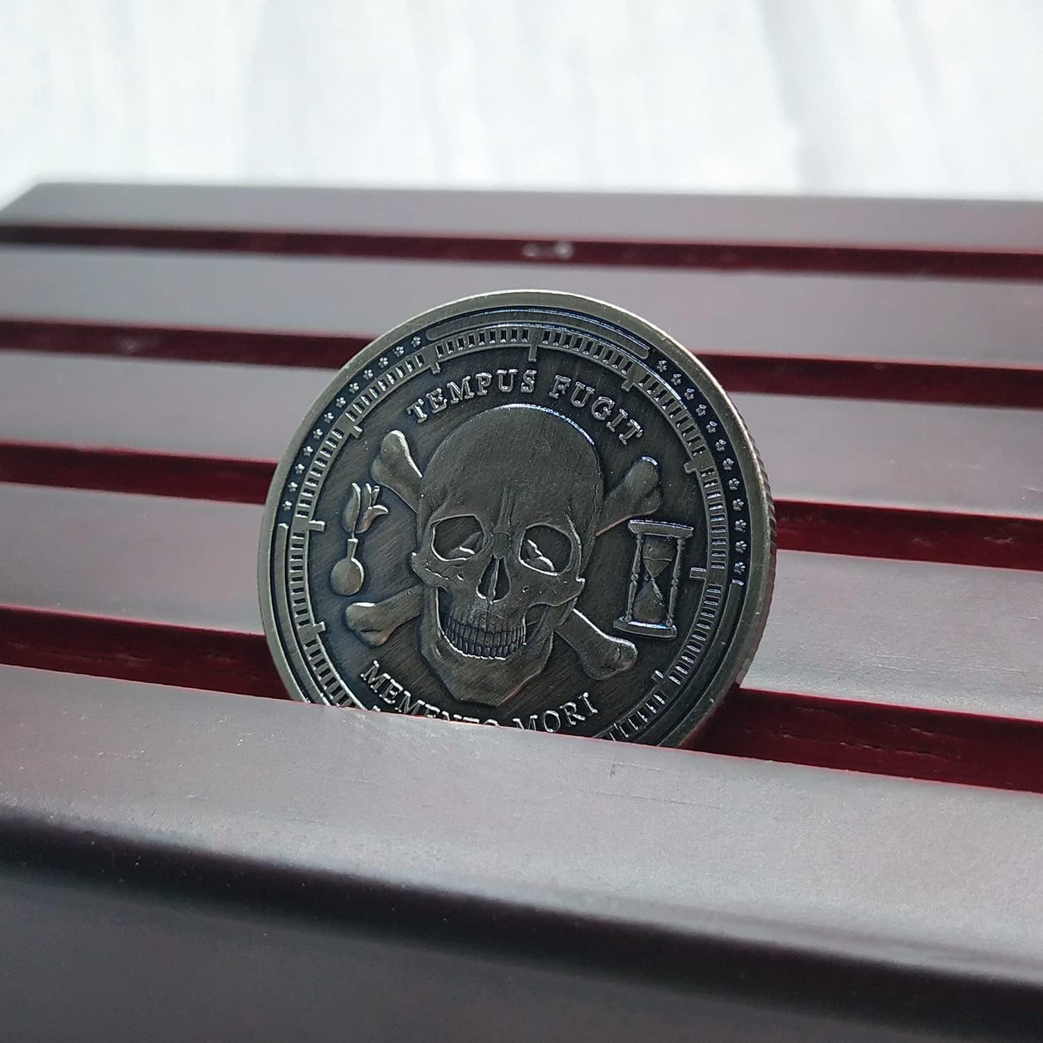 Imasoner Memento Mori Memento Vivere Coin | Stoic Reminder Challenge Coin | Inspirational Novelty Skull Token | Motivational Keepsake for Personal Growth & Reflection