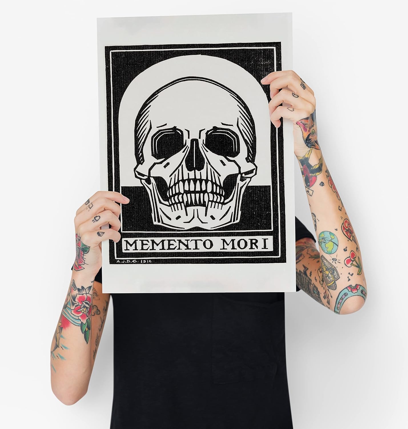 VMXWLL Halloween Decorations Vintage Skull Poster Memento mori Canvas Poster Picture Paintings For Living Room Bedroom Unframe-style 12x18inch(30x45cm)